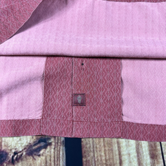 Tommy Bahama Shirt Mens XL Red Silk Geometric Diamond Resort Vacation Tropical - Picture 8 of 9